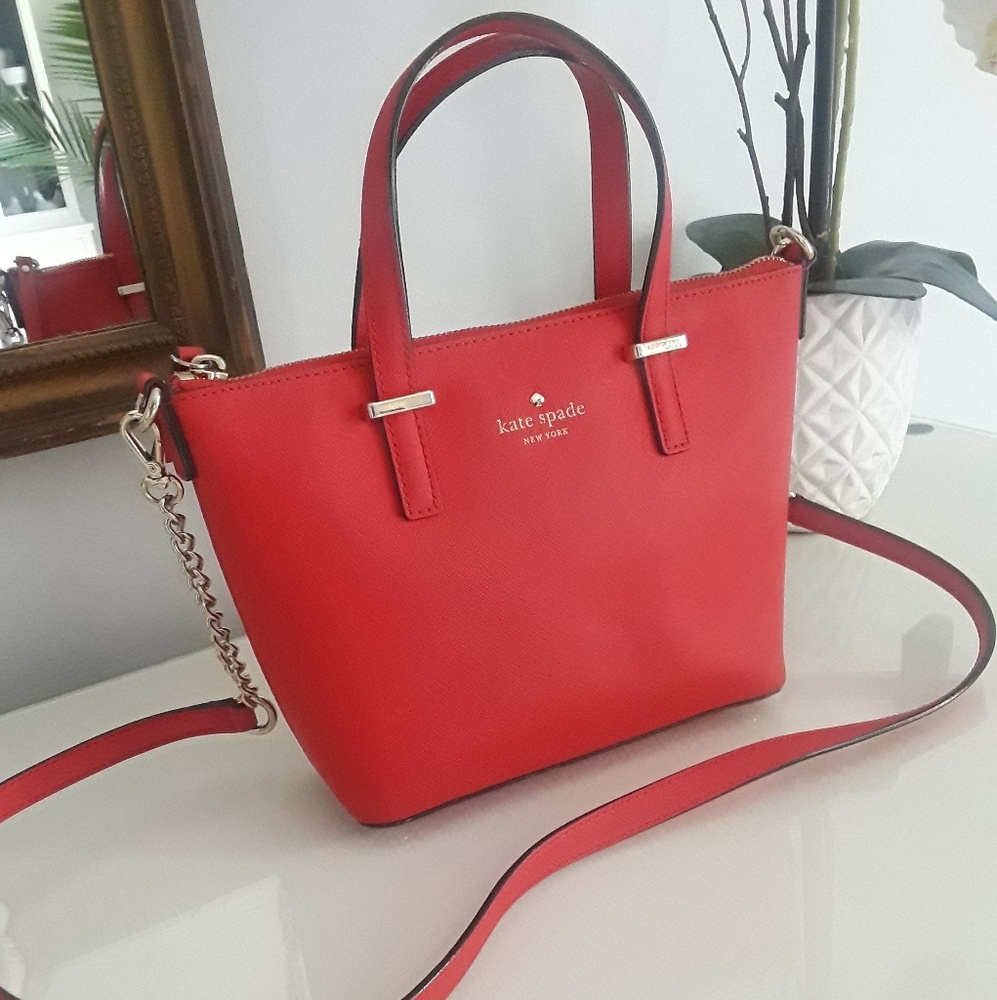 Kate Spade Cedar Street Harmony Red Crossbody Bag